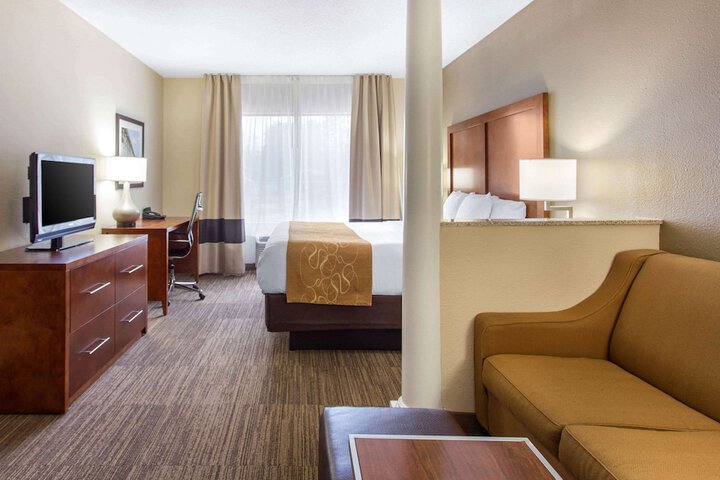 Comfort Suites Southport - Oak Island