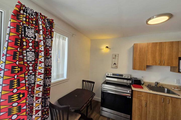 Room 9 of 43