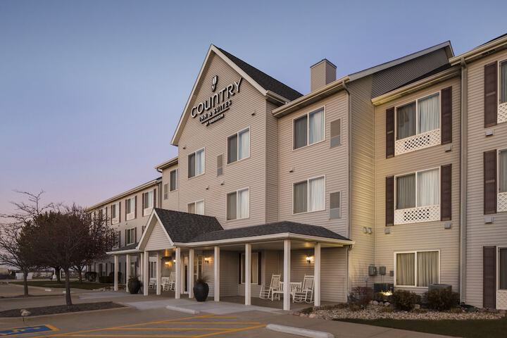 Country Inn & Suites by Radisson Bloomington-Normal Airport, IL