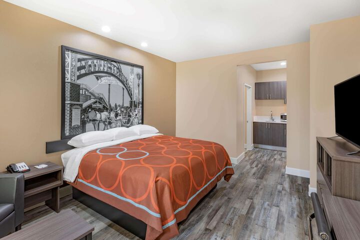 Room 20 of 23
