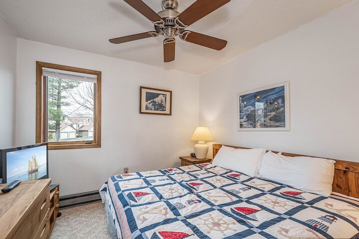 Room 15 of 28