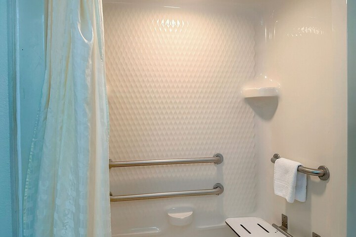Classic Inn by Townhouse American Way Memphis I 240