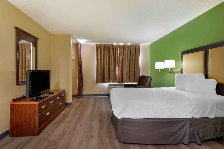 Room 22 of 25