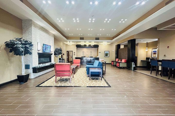 Comfort Inn & Suites Independence