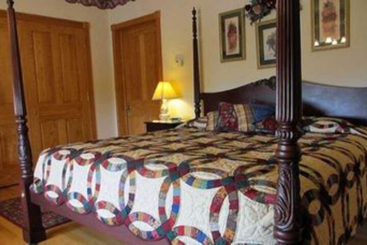 The Hurst House Bed and Breakfast