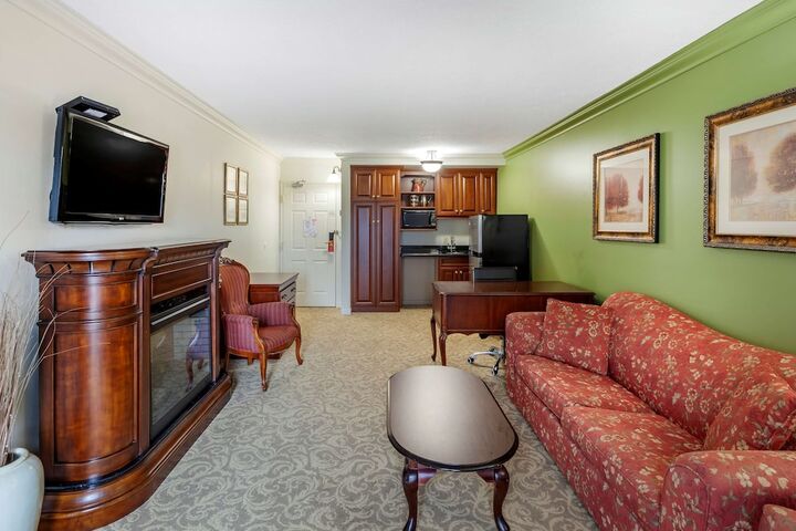 Room 25 of 51