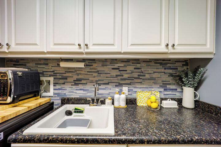 West Jefferson Vacation Rental Near River