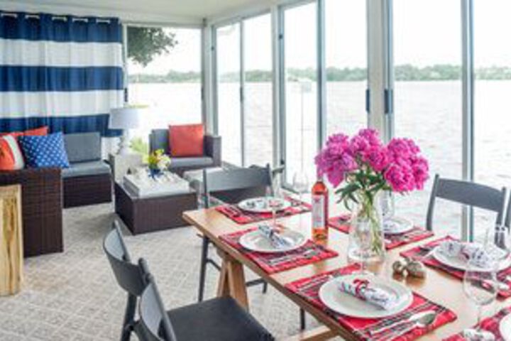 Shorehill Cottages on the Water