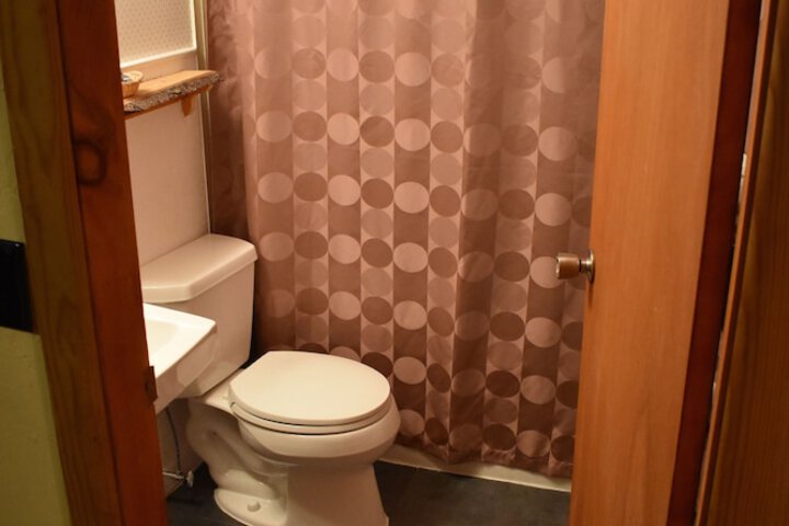 Room 9 of 23