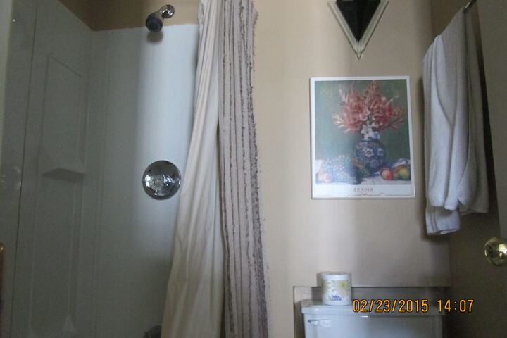 Room 9 of 22