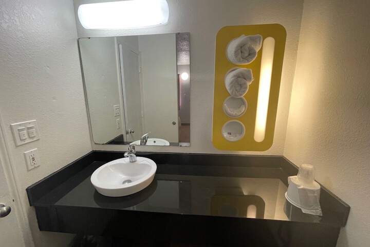 Room 20 of 25
