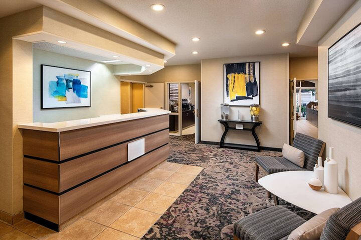 Hotel Interior 11 of 31