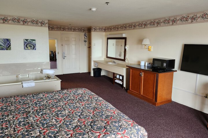 Room 30 of 40