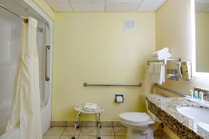 Room 14 of 41
