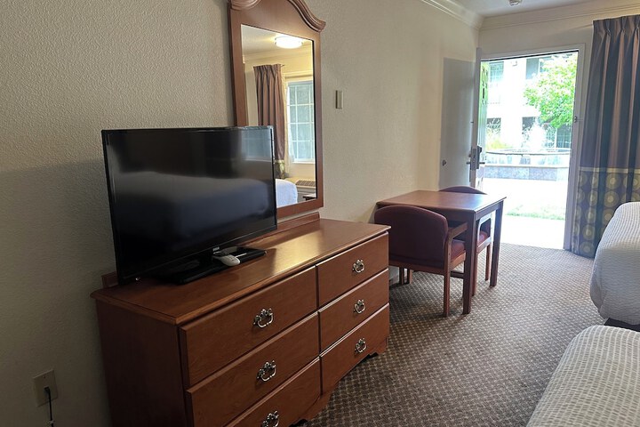 Room 54 of 87