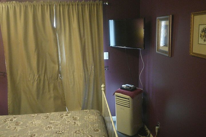 Room 80 of 154