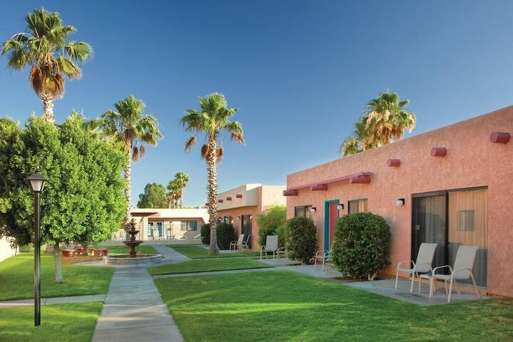 Hotel 4 of 29