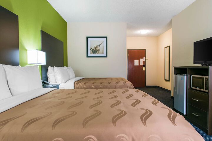 Room 17 of 41