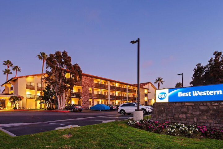 Hotel 2 of 28