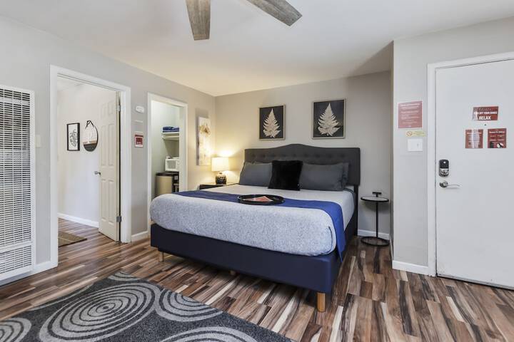 Room 16 of 123
