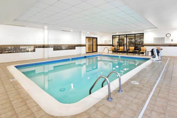 Pool 4 of 61