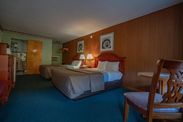 Room 16 of 30