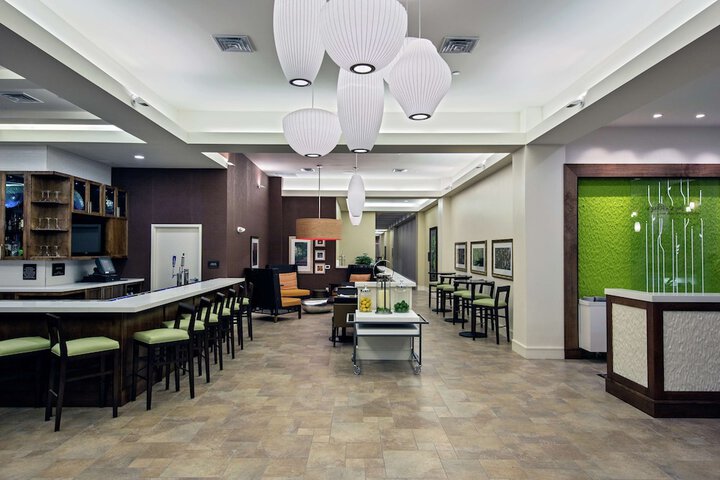 Hilton Garden Inn Lincoln Downtown / Haymarket