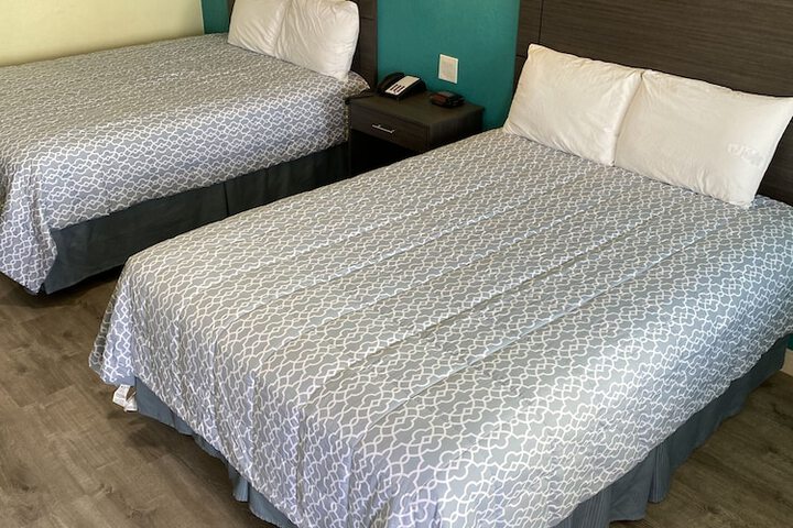 Room 11 of 24