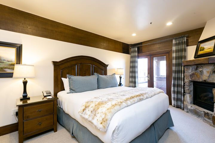 Room 174 of 500