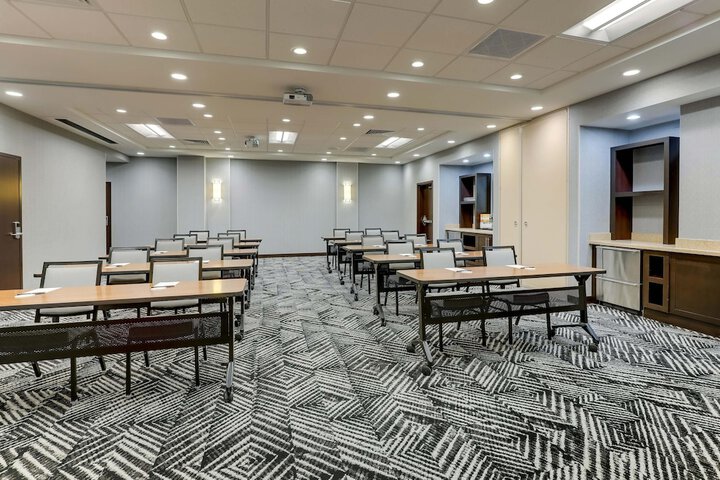 Hyatt Place St. Louis / Chesterfield