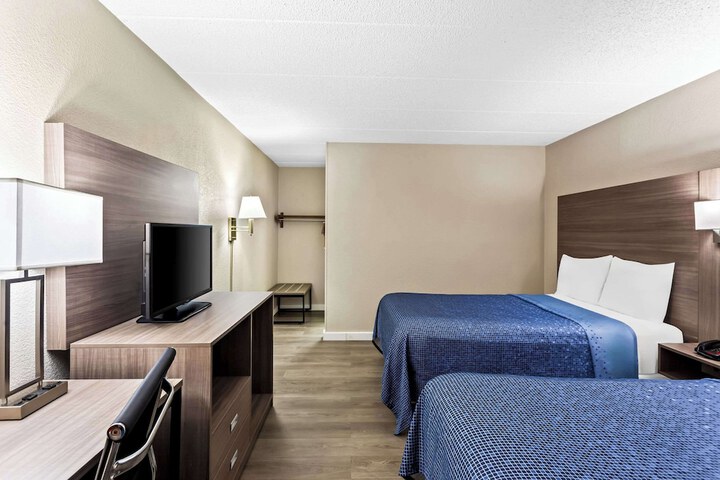 Econo Lodge Willowbrook
