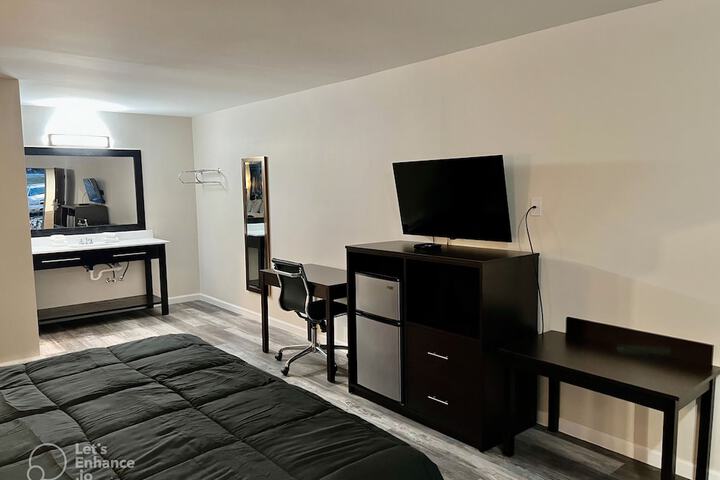 Room 17 of 30
