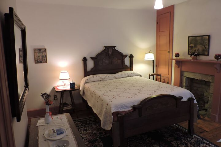 Room 3 of 11