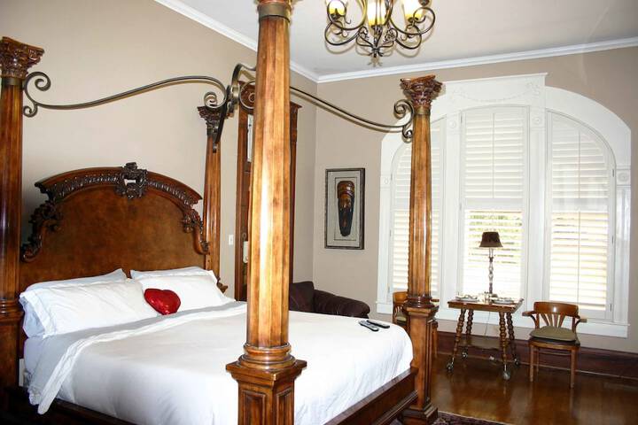Room 29 of 40