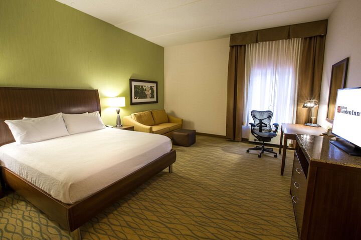 Room 20 of 76