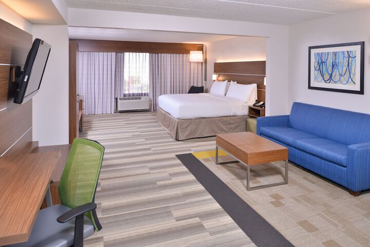 Room 51 of 67
