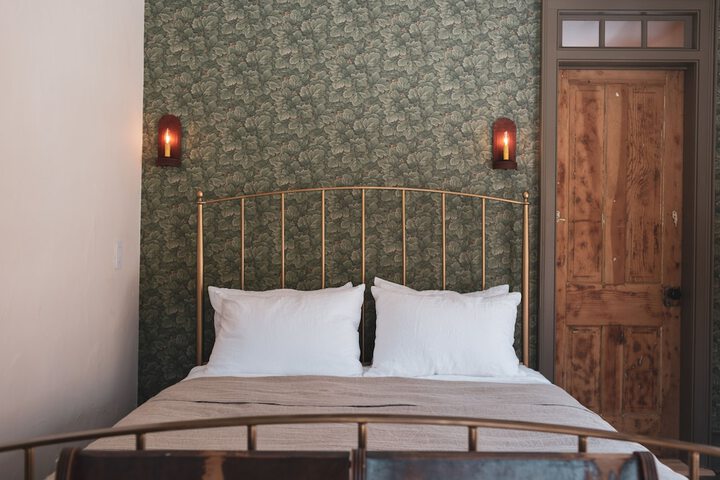 Room 21 of 40