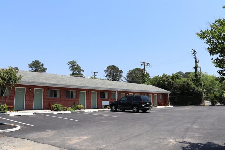 Bassett Motel