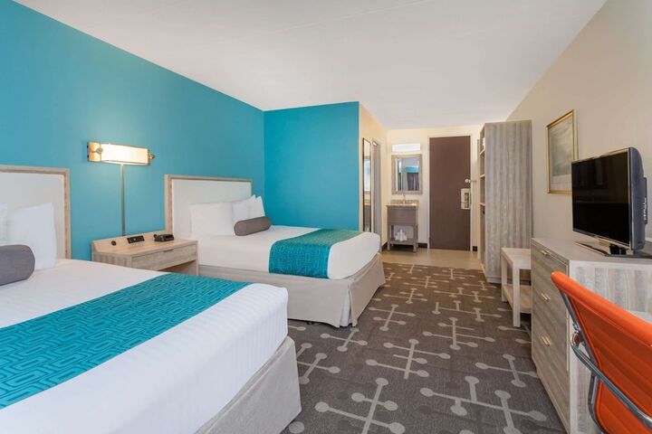Room 11 of 20