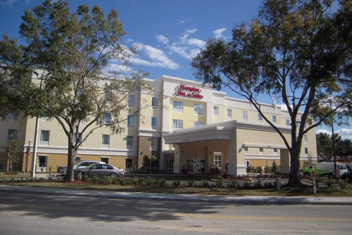 Hotel 1 of 59