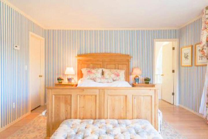 Villa Victoria - Cozy Hamptons Villa