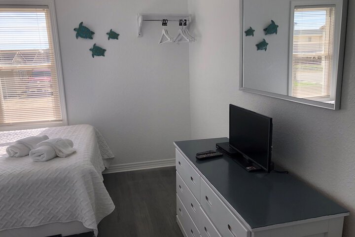 Room 72 of 104