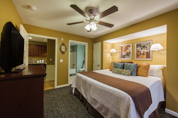 Holiday Inn Club Vacations Holiday Hills Resort Branson by IHG