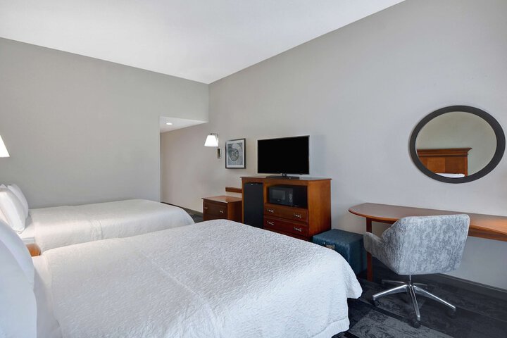 Room 28 of 45