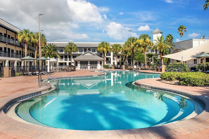voco Kissimmee Orlando by IHG