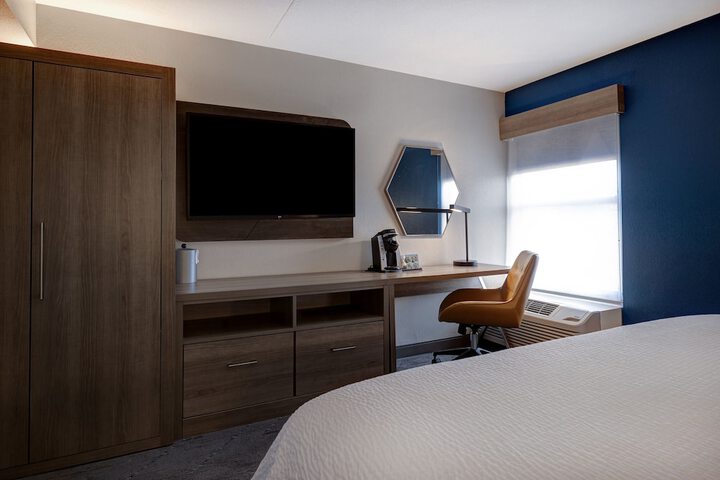 Room 29 of 63