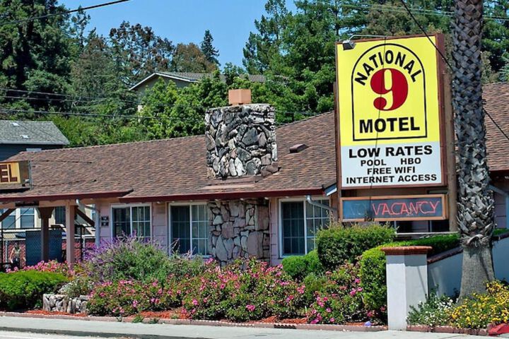 Hotel 4 of 41