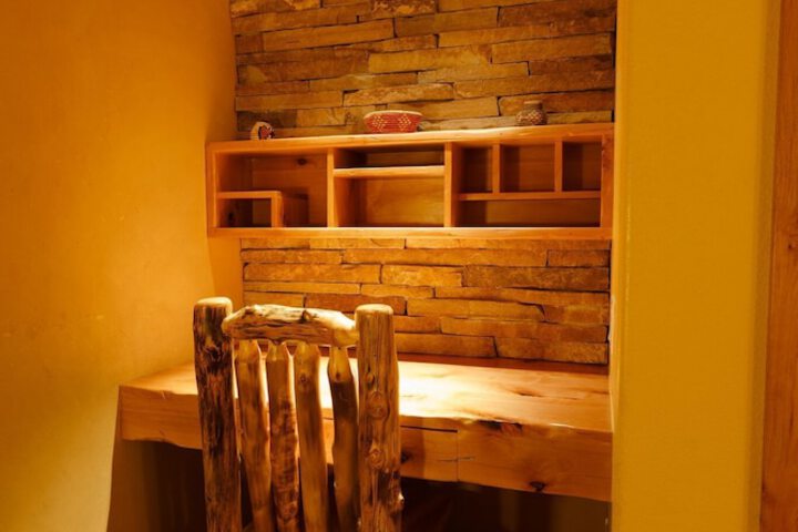 Room 53 of 65