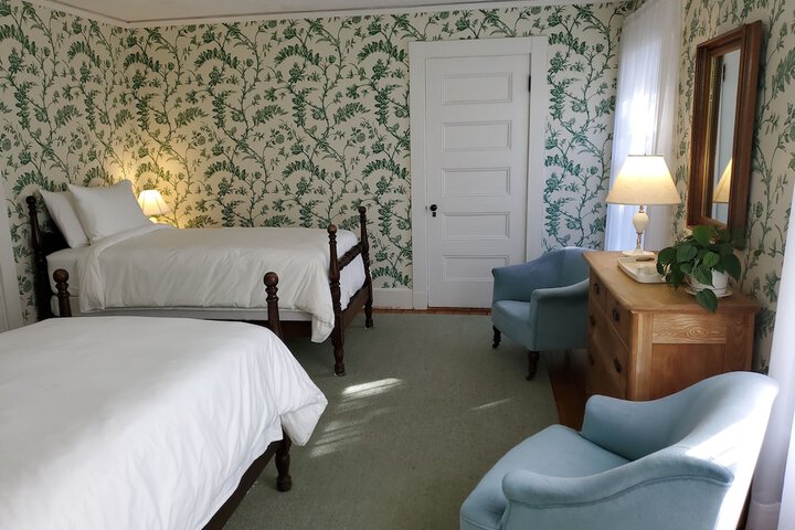 Room 42 of 91