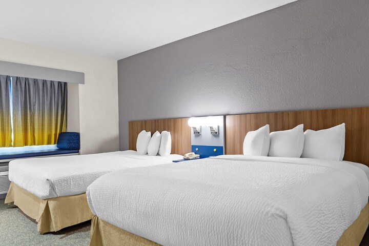 Microtel Inn & Suites by Wyndham Sainte Genevieve